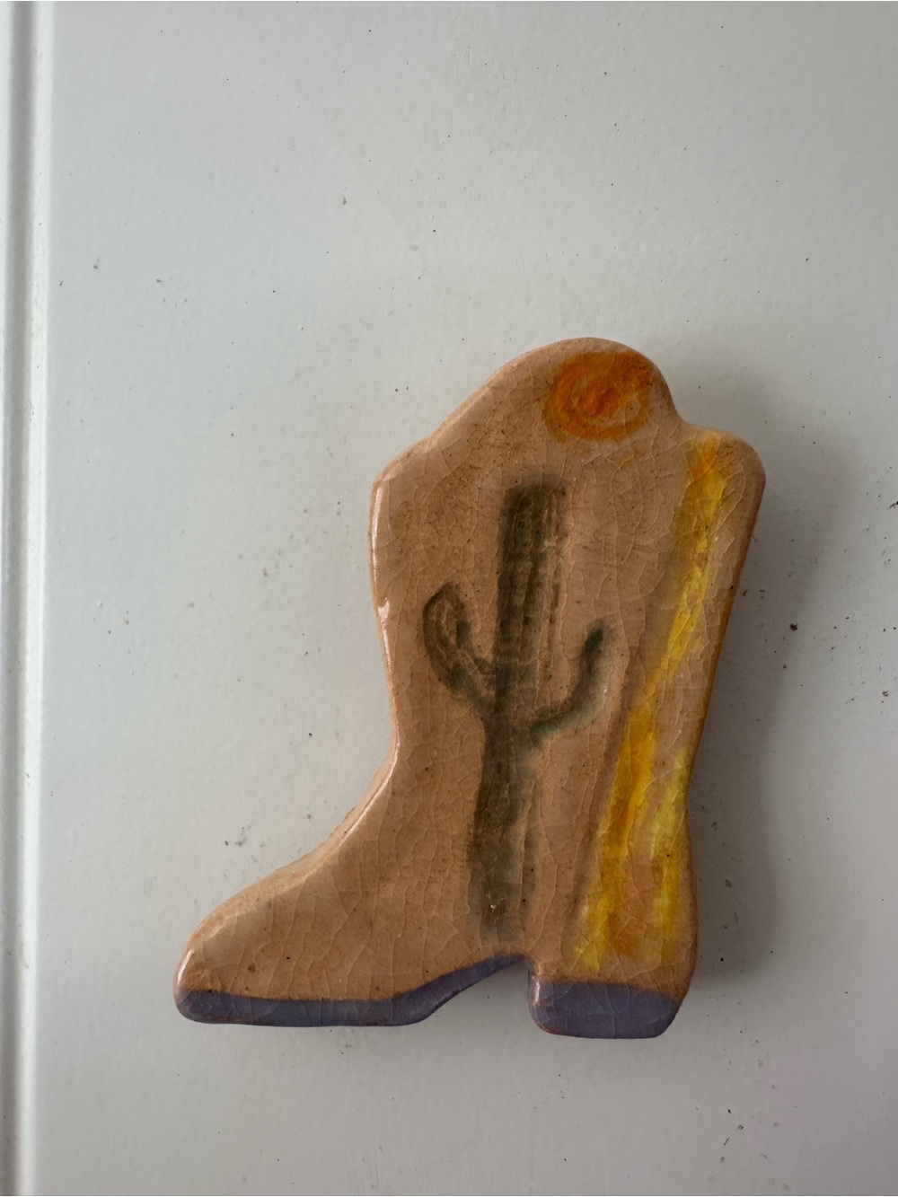 Ceramic Cowboy Boot Magnet with Cactus and Sun - Peach